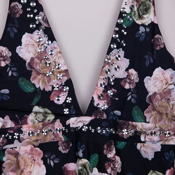 Gianni Bini black floral plunging neckline one piece bathing suit-L - Picture 2 of 6